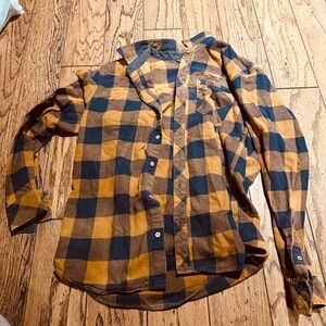 Tentree Men’s Flannel. Large